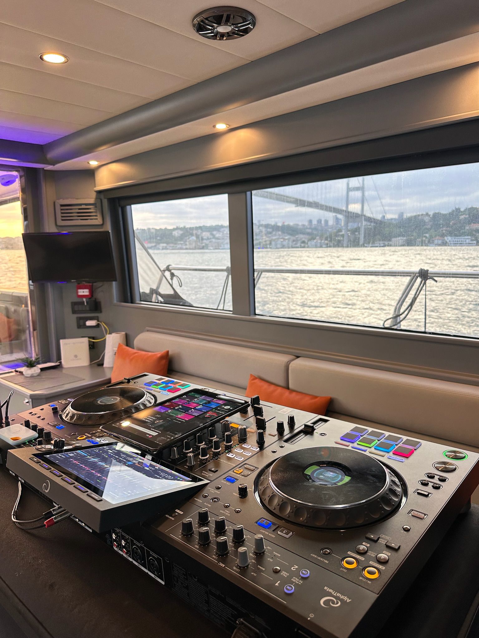 Yacht Charter Bosphorus guest gallery photo 10
